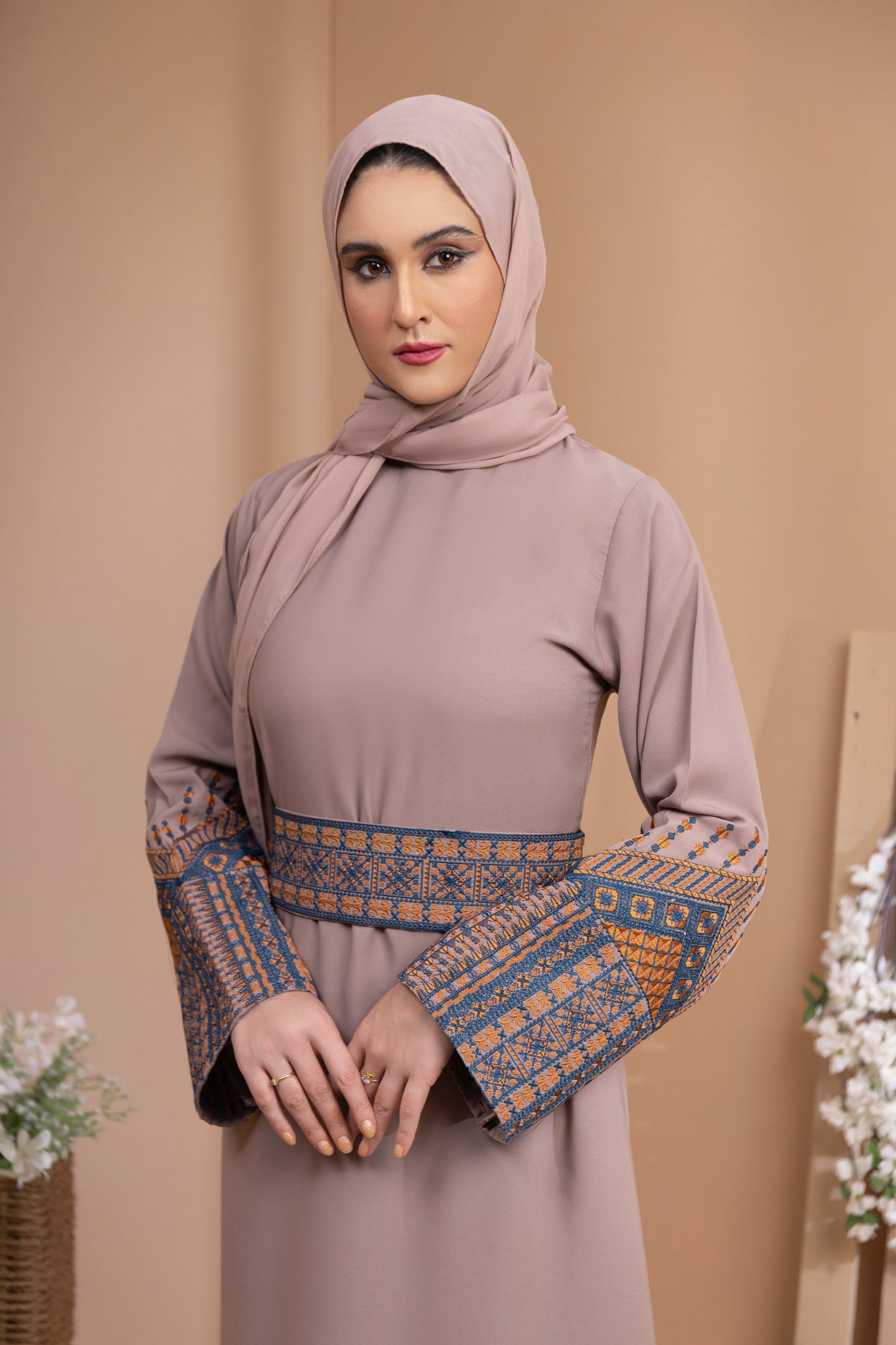 Poppy abaya