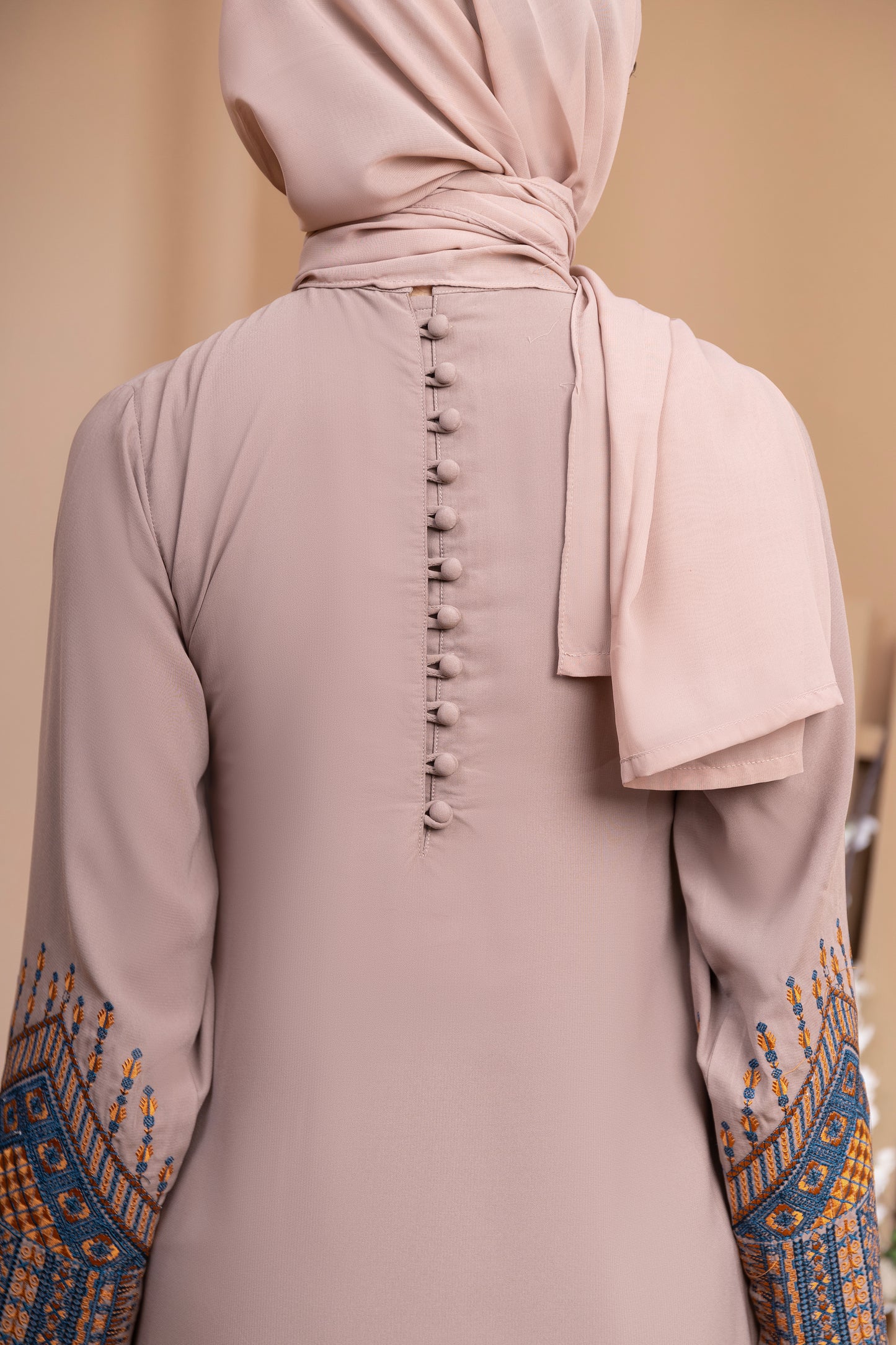 Poppy abaya