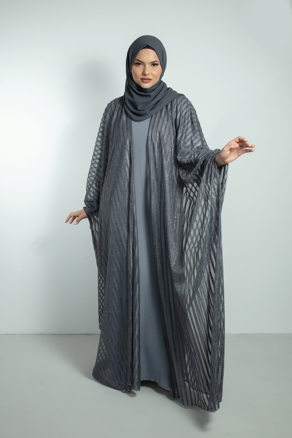 Sequence Abaya