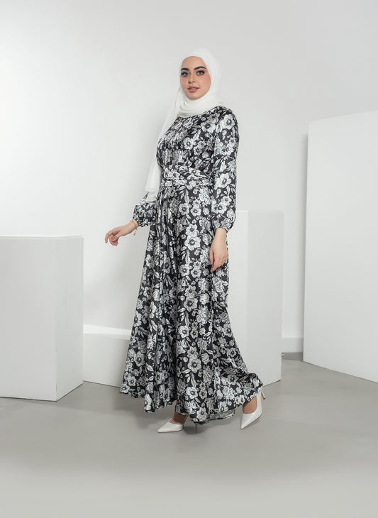 Ebony Petal Abaya