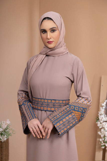 Poppy Abaya