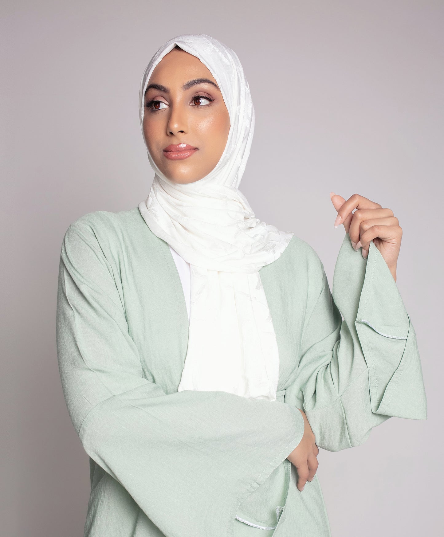 The Summer Sage Abaya